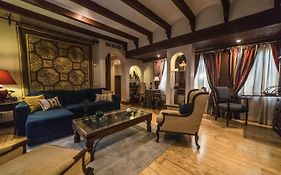 Casa en las Termas de Amador de los Ríos